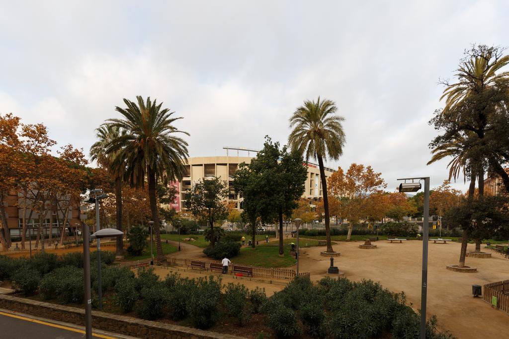 Alcam Futbol Apartment Barcelona Ngoại thất bức ảnh