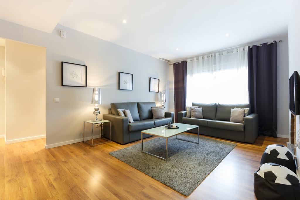 Alcam Futbol Apartment Barcelona Ngoại thất bức ảnh