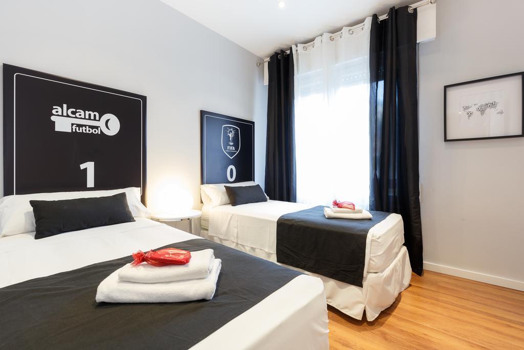 Alcam Futbol Apartment Barcelona Ngoại thất bức ảnh